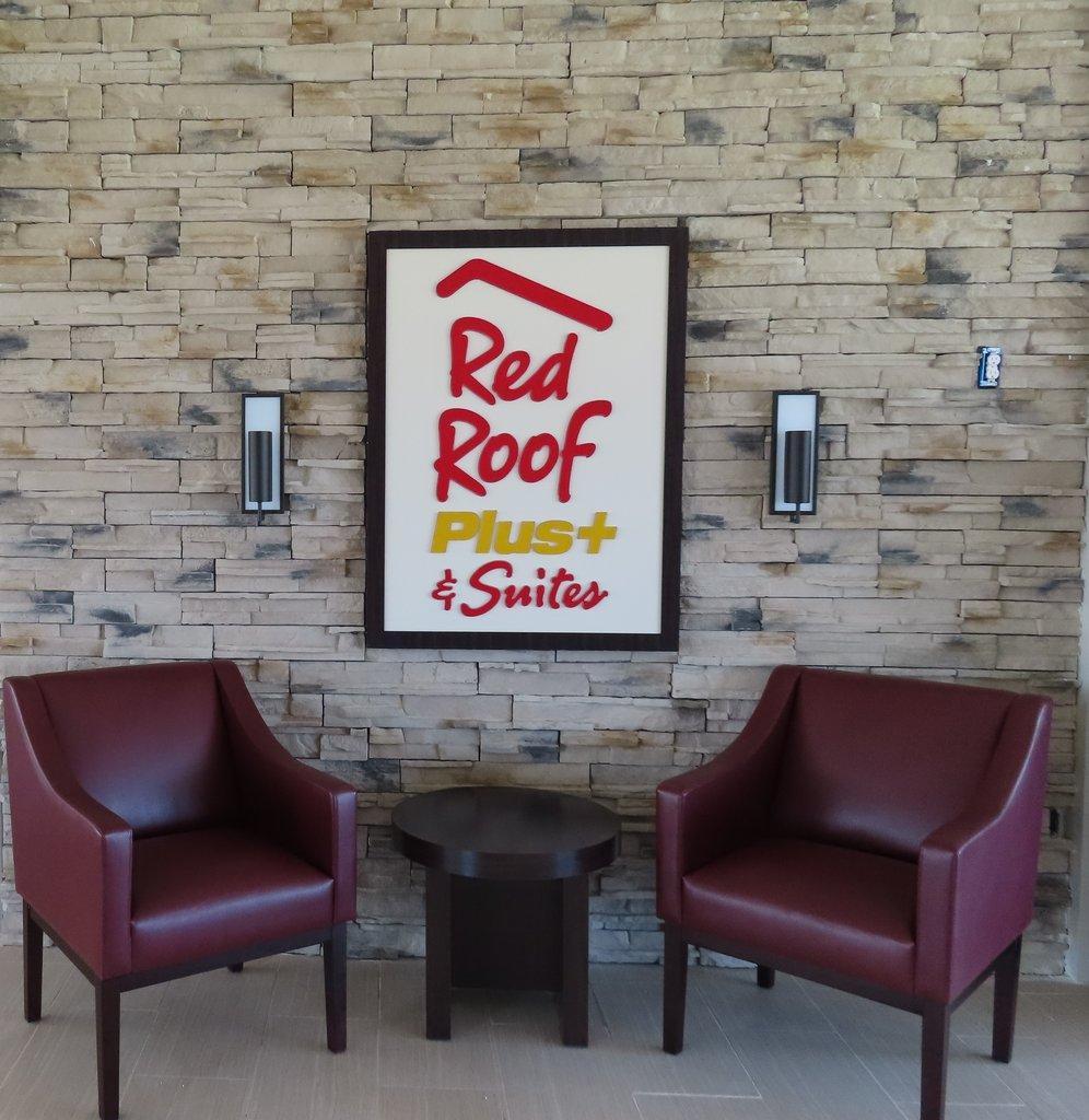 Red Roof Plus+ & Suites Erie Kültér fotó